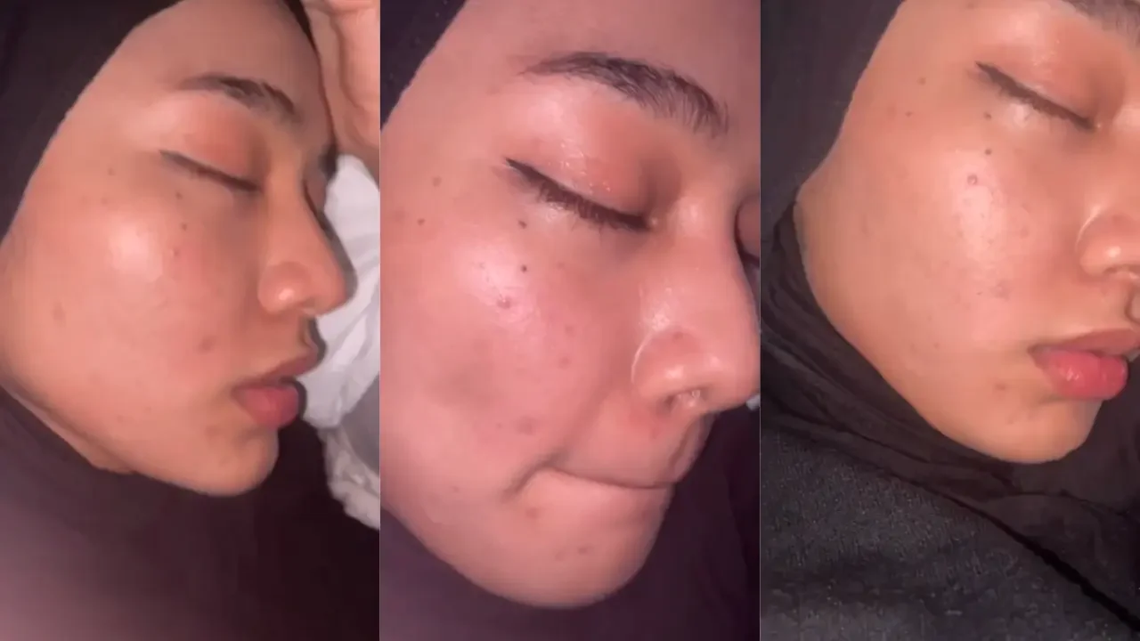Viral gadis kerudung hitam poster
